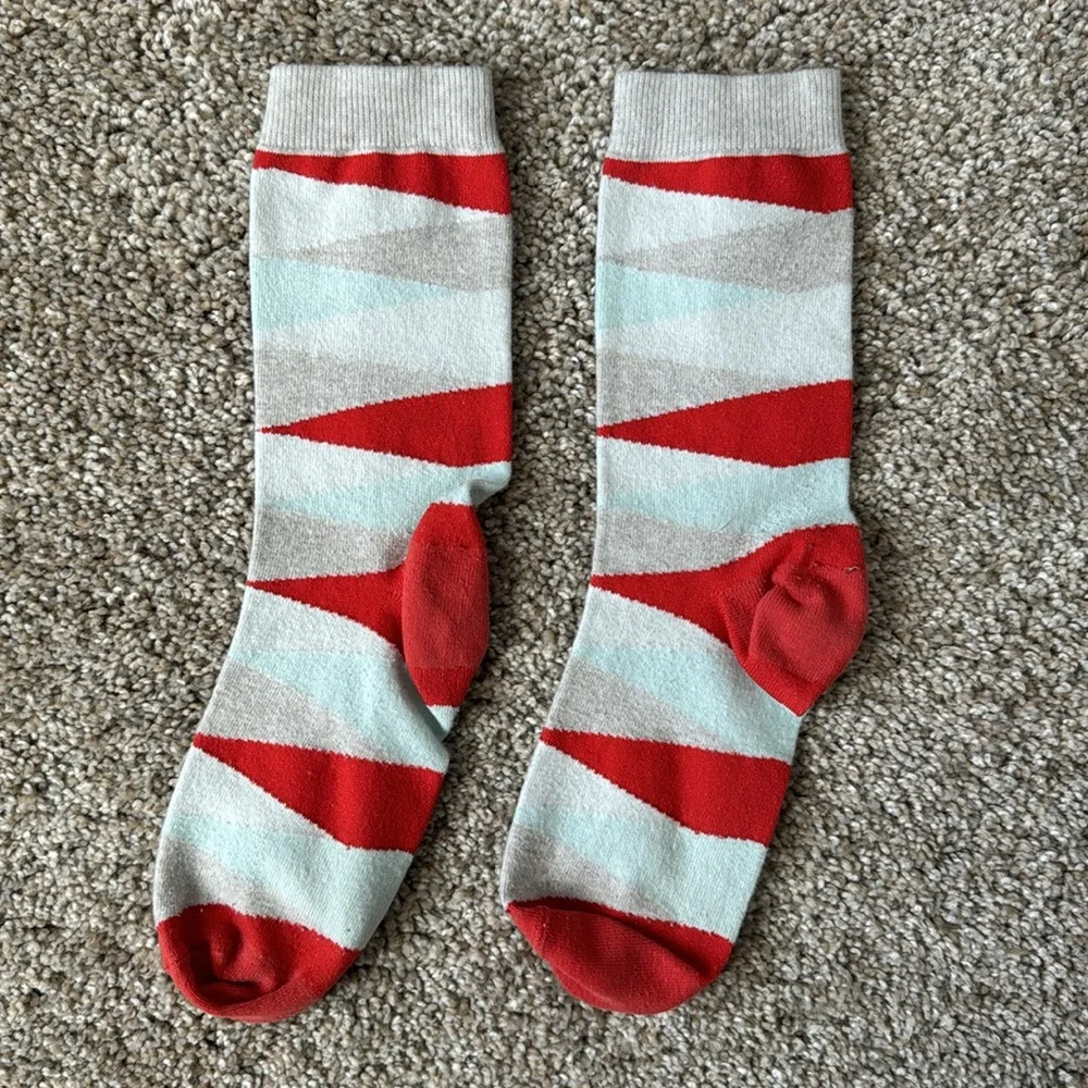 Patterned Crew Socks (5) - Picture 10 of 12